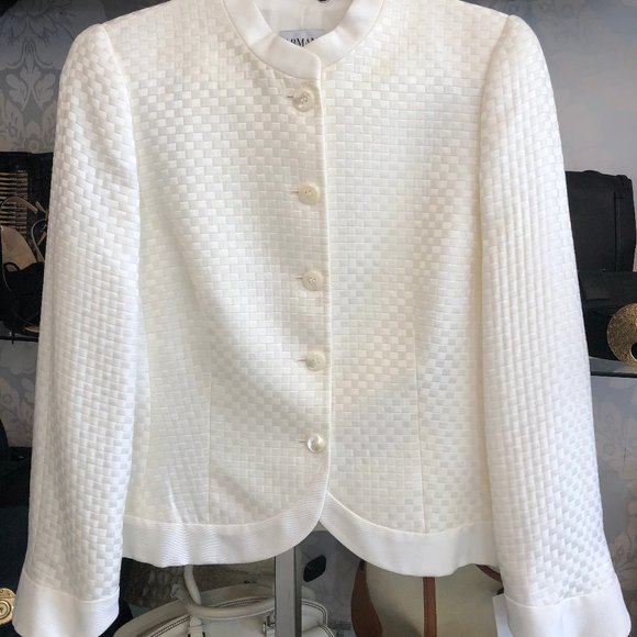 Armani Collezioni Jackets & Blazers - ARMANI COLLEZIONI Cream Cotton/Silk Blend Blazer